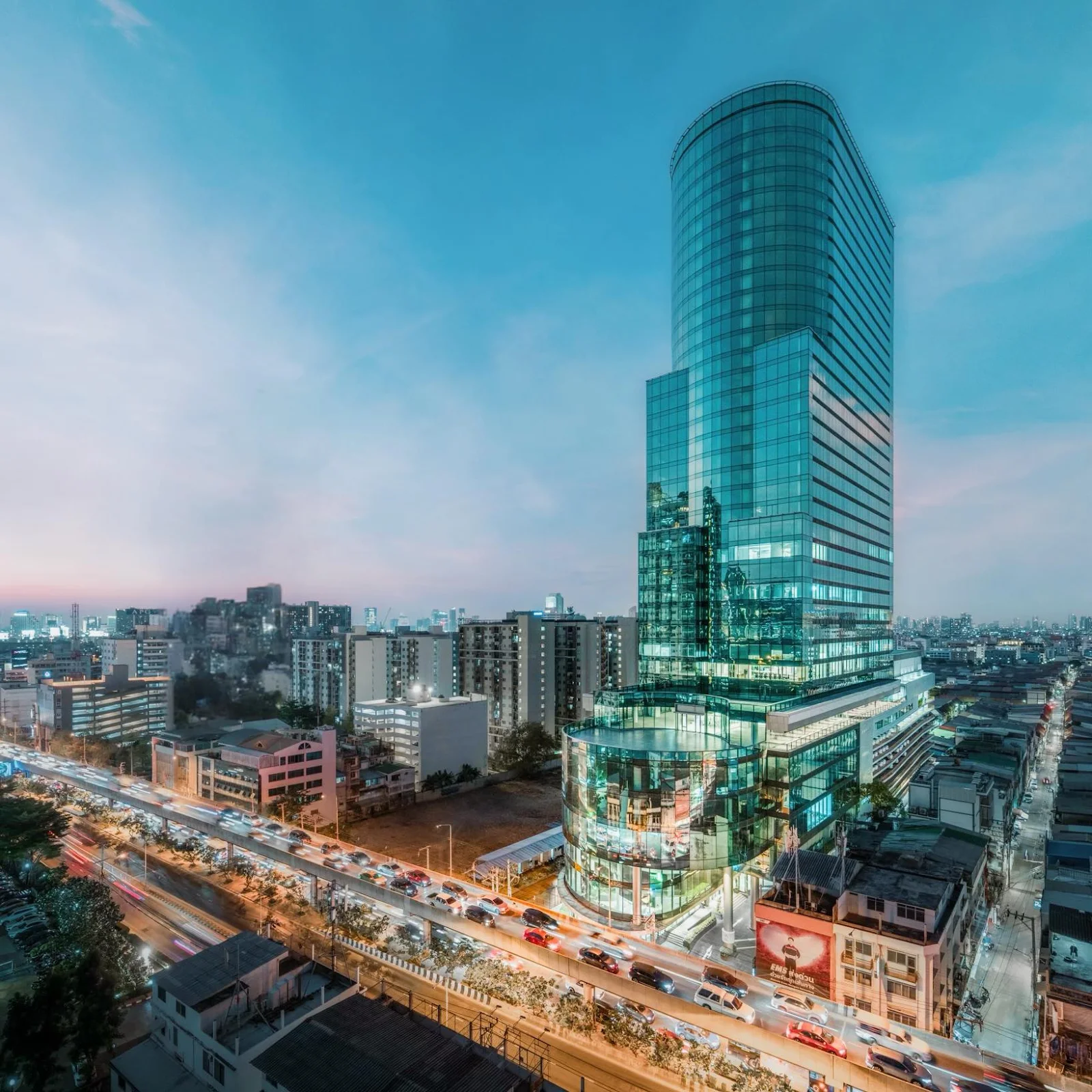SKYY9 Centre office building representing prime real estate value