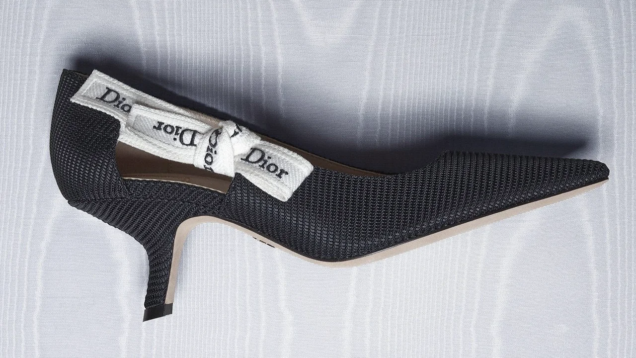 รองเท้าส้นสูง Dior J'Adior ดีไซน์ใหม่ SS26 โดย Jonathan